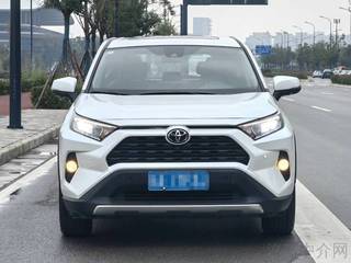 RAV4 2.0L 尊贵版 