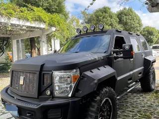 乔治巴顿 6.8L 超级越野车 