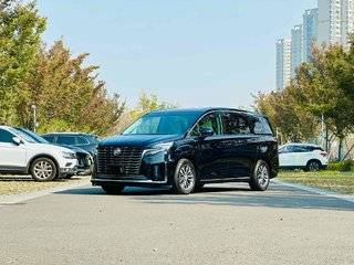 GL8 ES陆尊 2.0T 7座 653T舒适型 