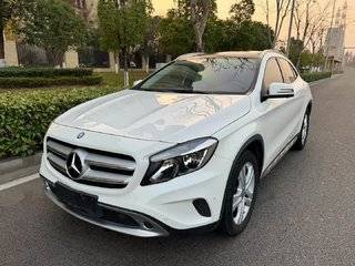 奔驰GLA 1.6T 