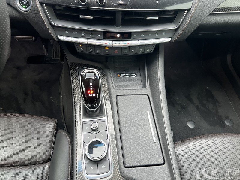 凯迪拉克CT5 2021款 2.0T 自动 后驱 28T铂金型 (国Ⅵ) 