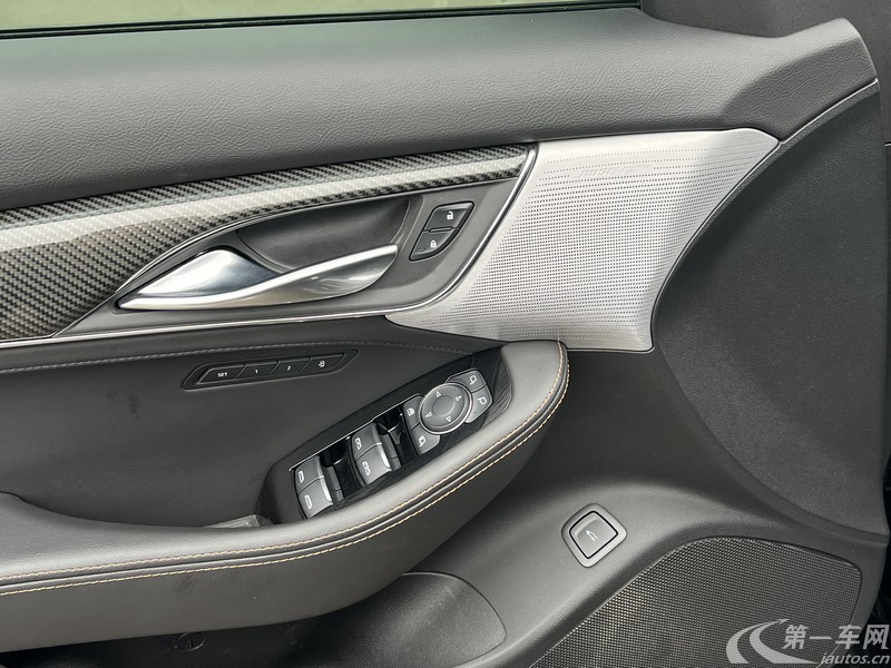 凯迪拉克CT5 2021款 2.0T 自动 后驱 28T铂金型 (国Ⅵ) 