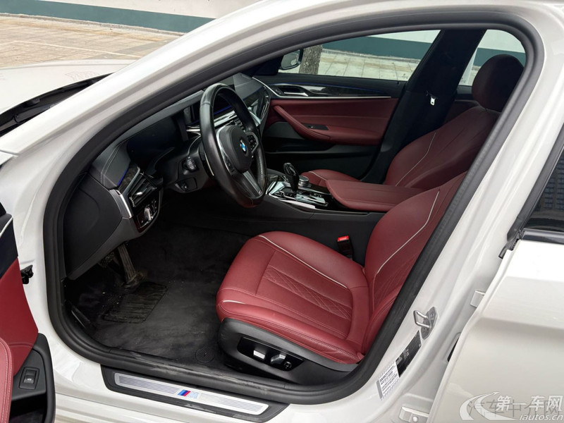 宝马5系 530Li 2021款 2.0T 自动 后驱 改款领先型M运动套装 (国Ⅵ) 