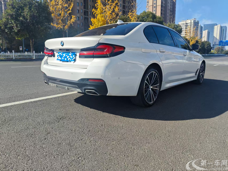 宝马5系 530Li 2021款 2.0T 自动 后驱 改款领先型M运动套装 (国Ⅵ) 