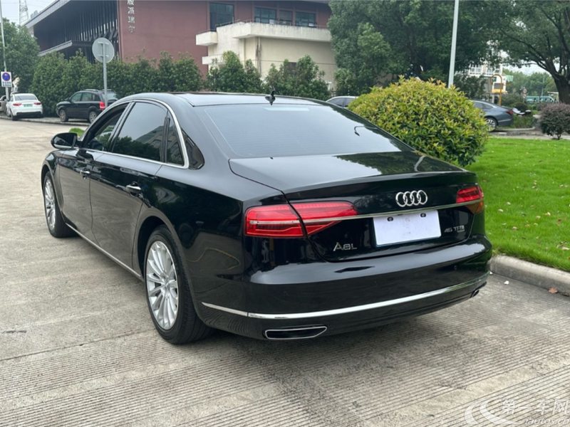 奥迪A8L 45TFSI 2016款 3.0T 自动 四驱 豪华型 