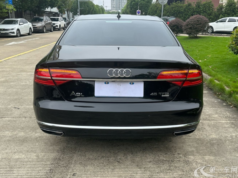 奥迪A8L 45TFSI 2016款 3.0T 自动 四驱 豪华型 