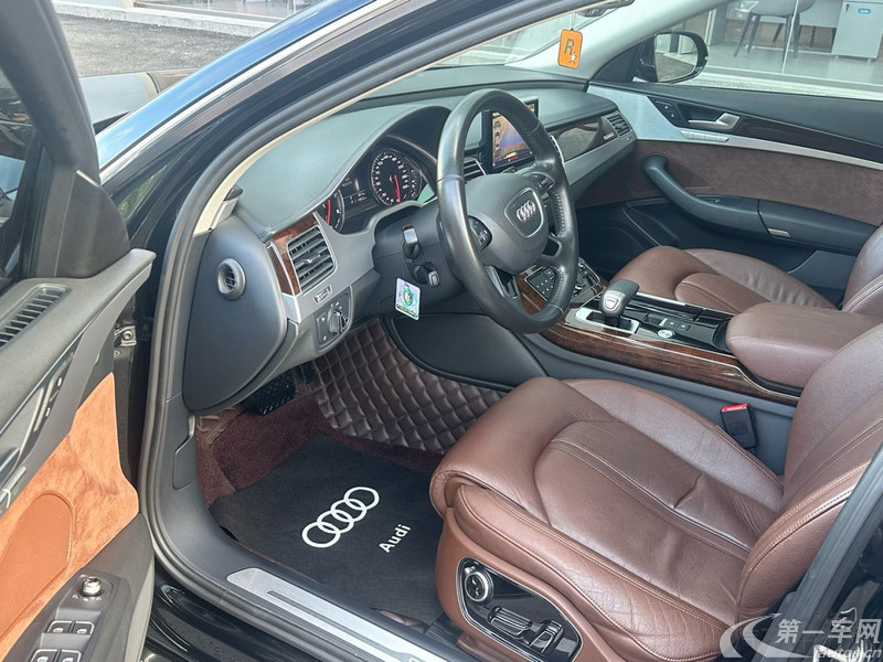 奥迪A8L 45TFSI 2017款 3.0T 自动 四驱 舒适型 
