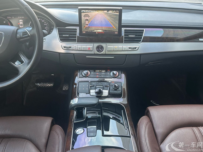 奥迪A8L 45TFSI 2017款 3.0T 自动 四驱 舒适型 