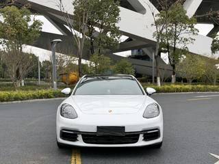 Panamera 3.0T 行政加长版 