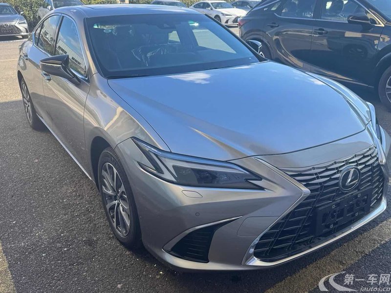 雷克萨斯ES 200 2025款 2.0L 自动 前驱 臻享版 