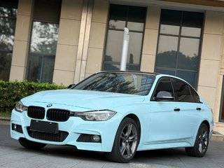 宝马3系 320i 2.0T 自动 M运动曜夜版 