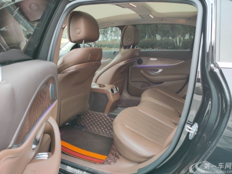 奔驰E级 E300L 2019款 2.0T 自动 汽油 运动豪华型 (国Ⅵ) 