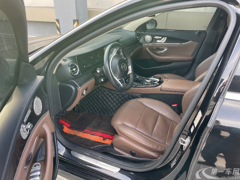奔驰E级 E300 2017款 2.0T 自动 汽油 运动型 (国Ⅴ) 