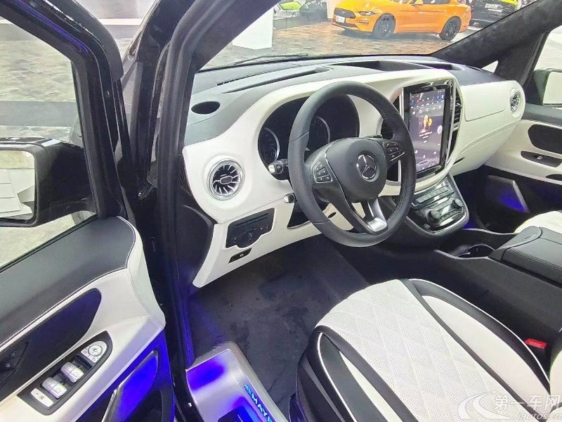 奔驰威霆 2020款 2.0T 自动 9座 汽油 精英版 (国Ⅵ) 