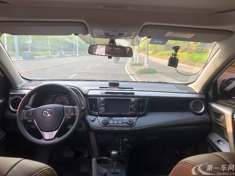 丰田RAV4 2018款 2.0L 自动 前驱 风尚版 (国Ⅴ) 