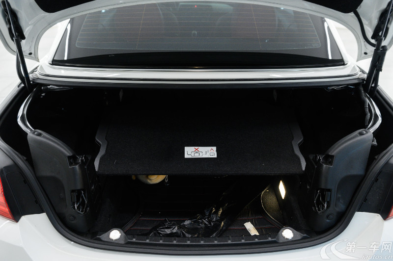 宝马4系敞篷 428i [进口] 2014款 2.0T 自动 运动设计套装 