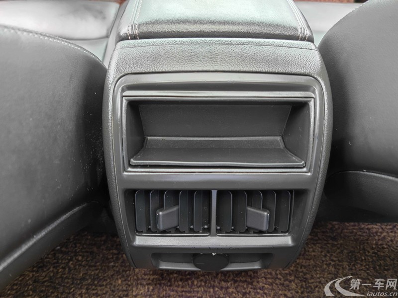 凯迪拉克SRX [进口] 2014款 3.0L 自动 前驱 精英版 (欧Ⅳ) 