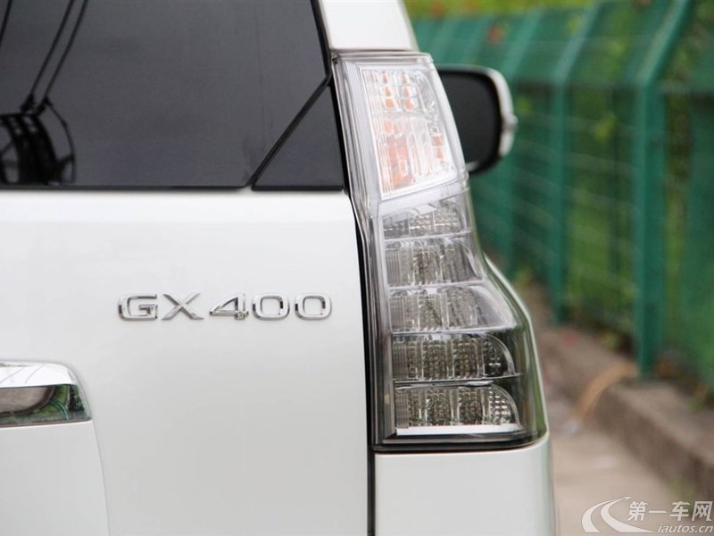 雷克萨斯GX 400 [进口] 2014款 4.0L 自动 四驱 豪华版 (欧Ⅳ) 