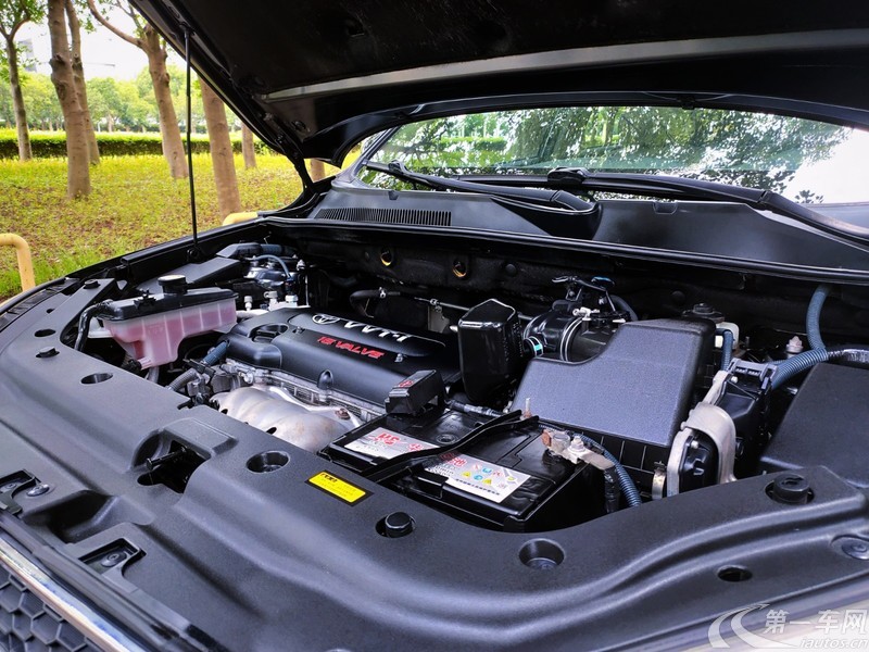 丰田RAV4 2011款 2.4L 自动 四驱 豪华型 (国Ⅳ) 