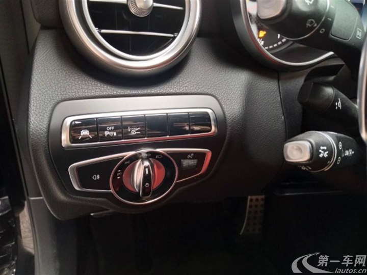 奔驰C63 [进口] 2015款 4.0T 自动 S 