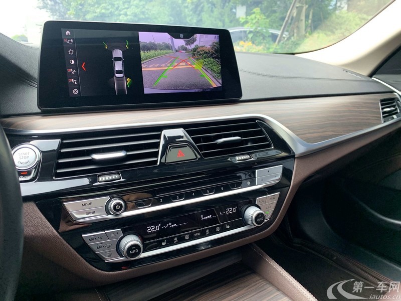 宝马5系 530Li 2018款 2.0T 自动 汽油 xDrive豪华套装改款 (国Ⅵ) 