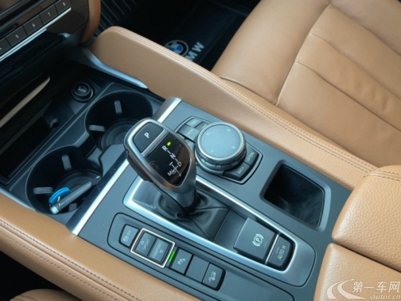 宝马X6 35i [进口] 2015款 3.0T 自动 四驱 汽油 中东版平行进口 