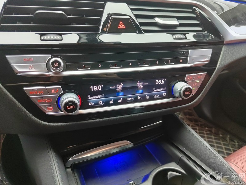 宝马5系 530Li 2020款 2.0T 自动 汽油 尊享型豪华套装 (国Ⅵ) 