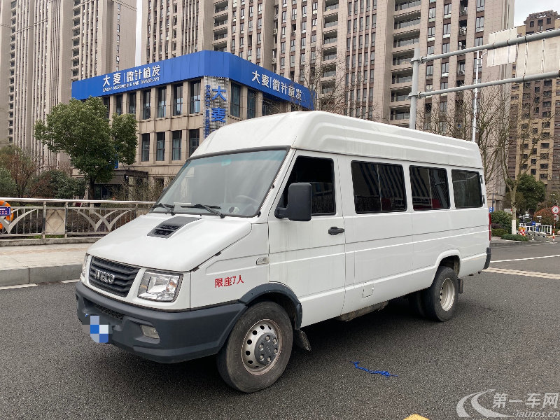 依维柯依维柯 2019款 2.5T 手动 流动服务车 (国Ⅴ) 