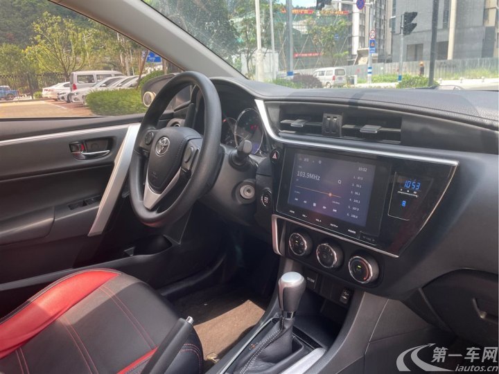 丰田雷凌 双擎 2018款 1.8L 自动 GS-V尊贵版 (国Ⅴ) 