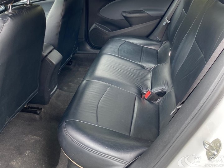雪佛兰科鲁兹 2018款 1.5L 自动 5门5座两厢车 320先锋天窗版 (国Ⅴ) 