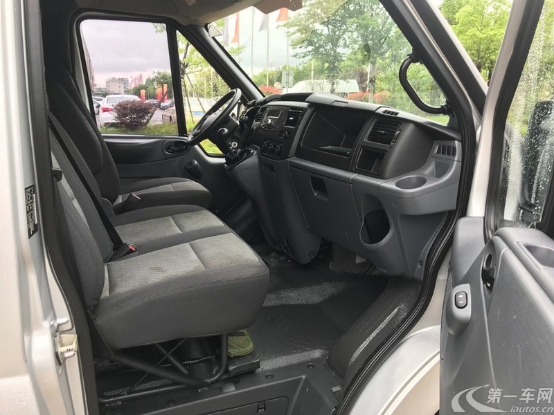 福特全顺 2017款 2.0T 手动 短轴中顶厢式运输车 (国Ⅳ) 