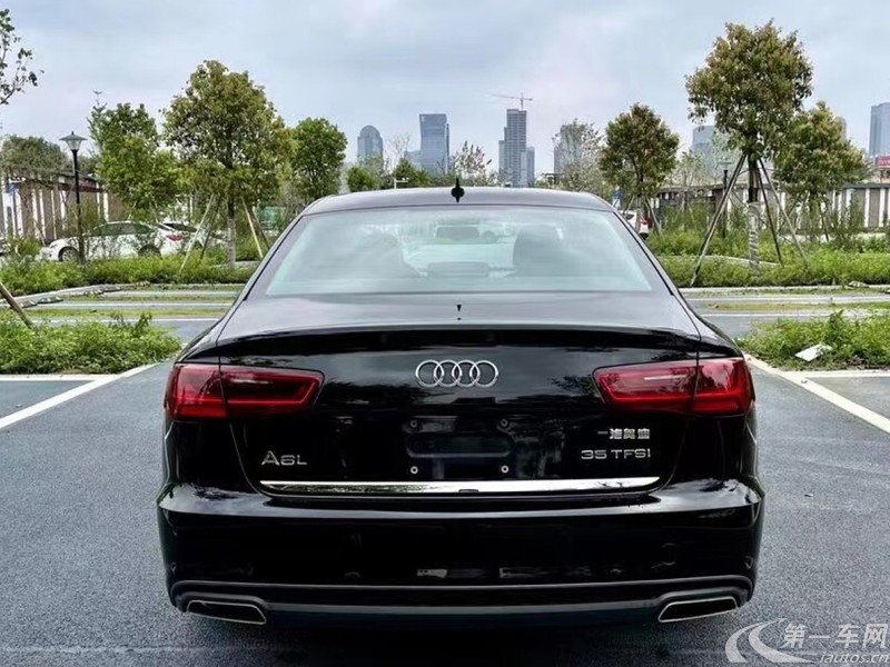 奥迪A6L 35TFSI 2018款 2.0T 自动 时尚型30周年纪念版 (国Ⅴ) 