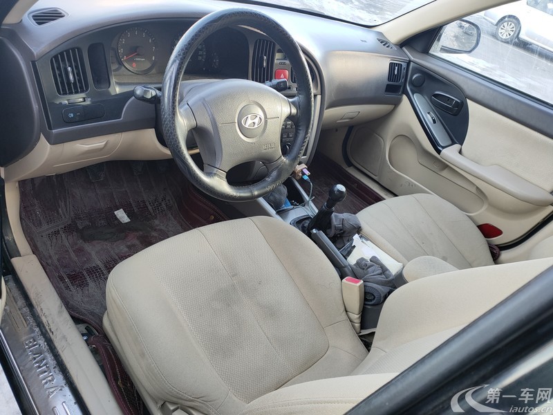 现代伊兰特 2011款 1.6L 手动 三厢轿车 GL舒适型天窗版 (国Ⅲ带OBD) 