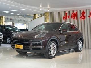 Cayenne 3.0T 基本型墨规版平行进口 