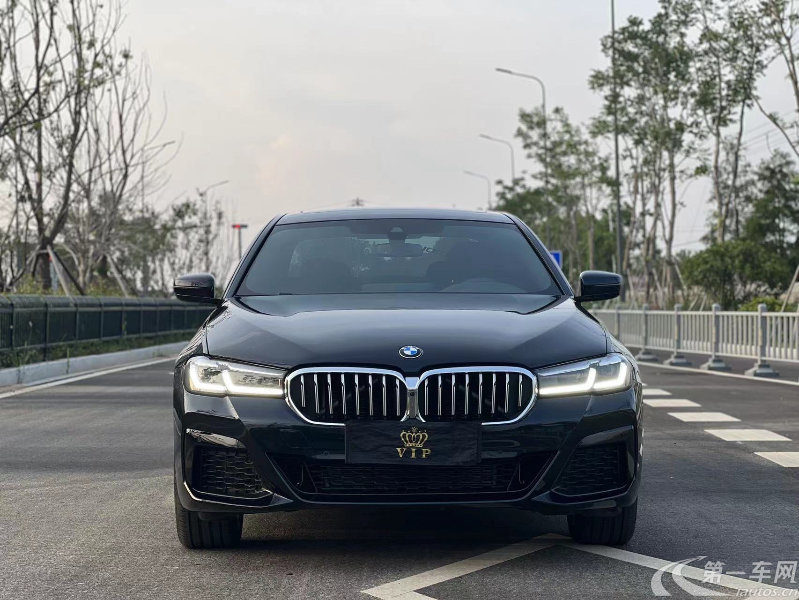 宝马5系 530Li 2022款 2.0T 自动 汽油 改款二尊享型M运动套装 (国Ⅵ) 