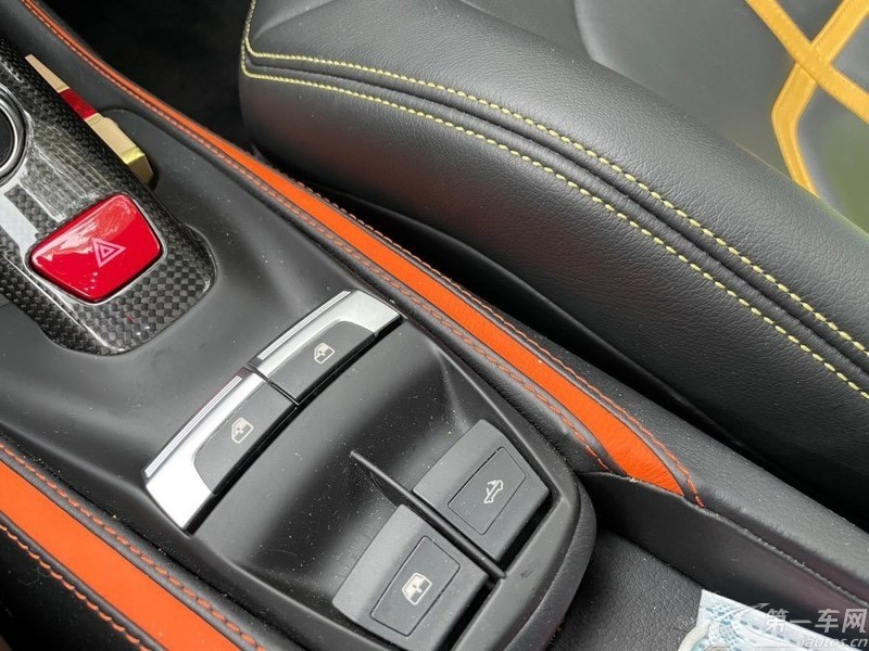 法拉利488 [进口] 2019款 3.9T 自动 Pista欧规版平行进口 