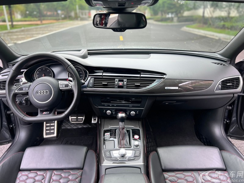 奥迪RS6旅行 [进口] 2018款 4.0T 自动 Avant尊享运动限量版 