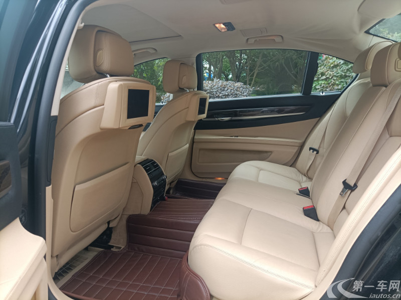 宝马7系 740Li [进口] 2012款 3.0L 自动 汽油 