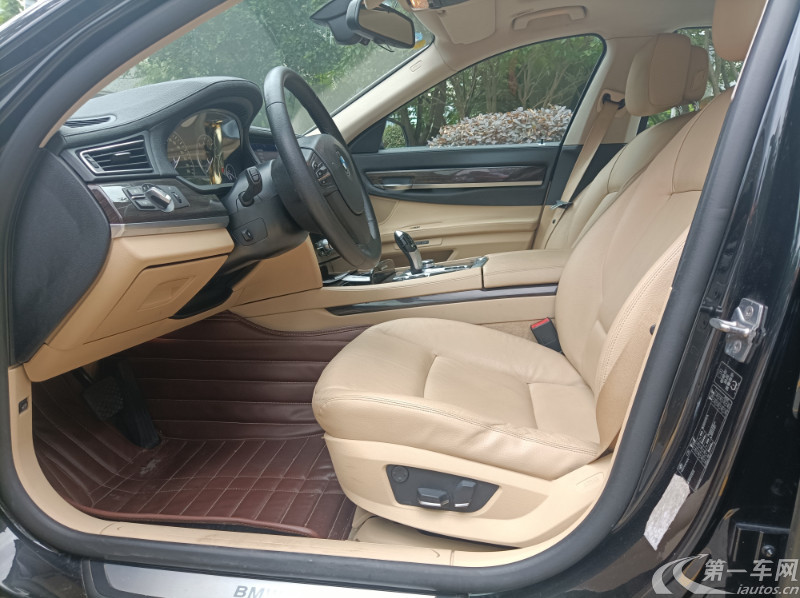 宝马7系 740Li [进口] 2012款 3.0L 自动 汽油 