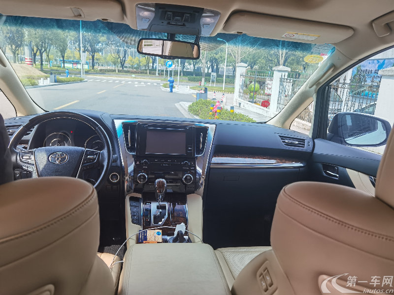 丰田埃尔法 [进口] 2018款 3.5L 自动 7座 尊贵版 