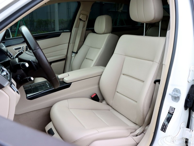 奔驰E级 E260L 2014款 1.8T 自动 汽油 (国Ⅳ) 