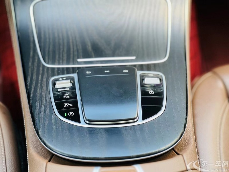 奔驰E级 E300L 2020款 2.0T 自动 汽油 运动时尚型 (国Ⅵ) 