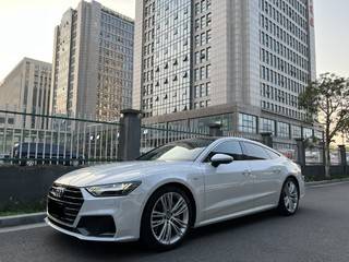 奥迪A7掀背 55TFSI 3.0T 自动 动感型 