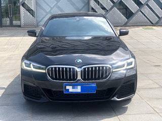 宝马5系 530Li 2.0T 自动 xDrive改款豪华套装 