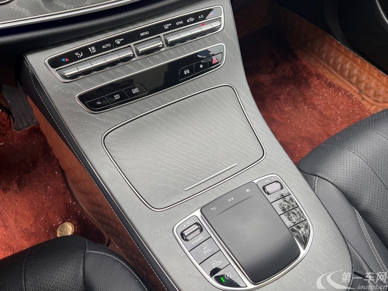奔驰E级 E300L 2021款 2.0T 自动 汽油 豪华型 (国Ⅵ) 