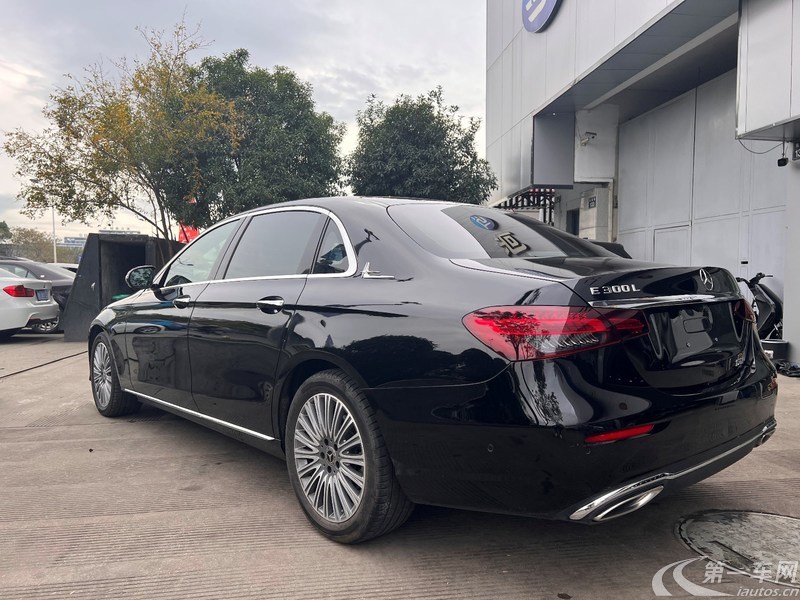 奔驰E级 E300L 2021款 2.0T 自动 汽油 豪华型 (国Ⅵ) 