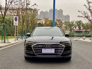 奥迪A8L 55 3.0T 自动 豪华型 