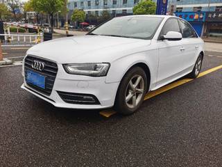 奥迪A4L TFSI 2.0T 自动 标准型 