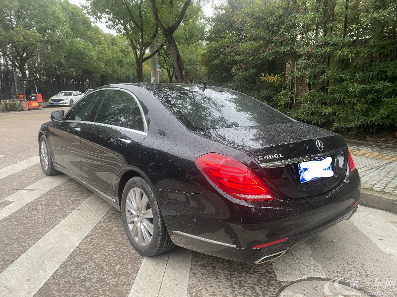 奔驰S级 S320 [进口] 2014款 3.0T 自动 汽油 商务型加长版 (欧Ⅴ) 