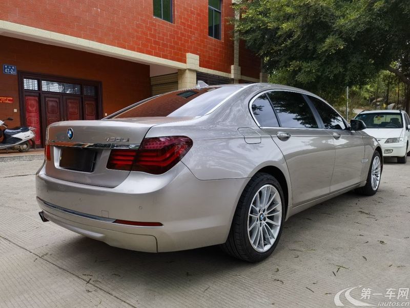 宝马7系 730Li [进口] 2014款 3.0L 自动 汽油 臻享型 (欧Ⅳ) 